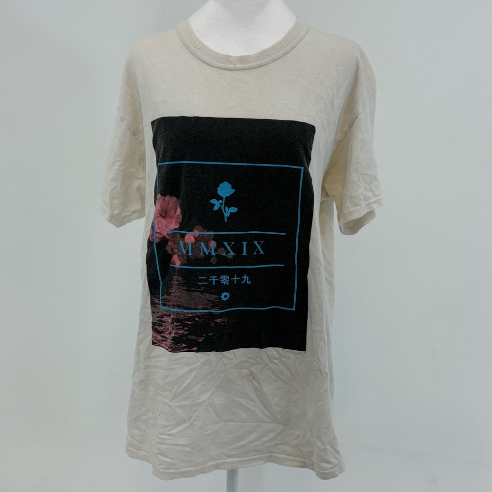 Oversized Graphic Short Sleeve Tee